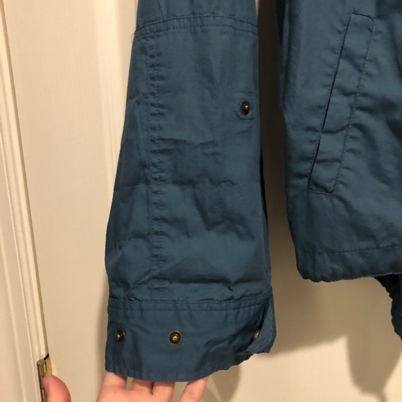 Alternative | Blue Jacket - Picture 4 of 5